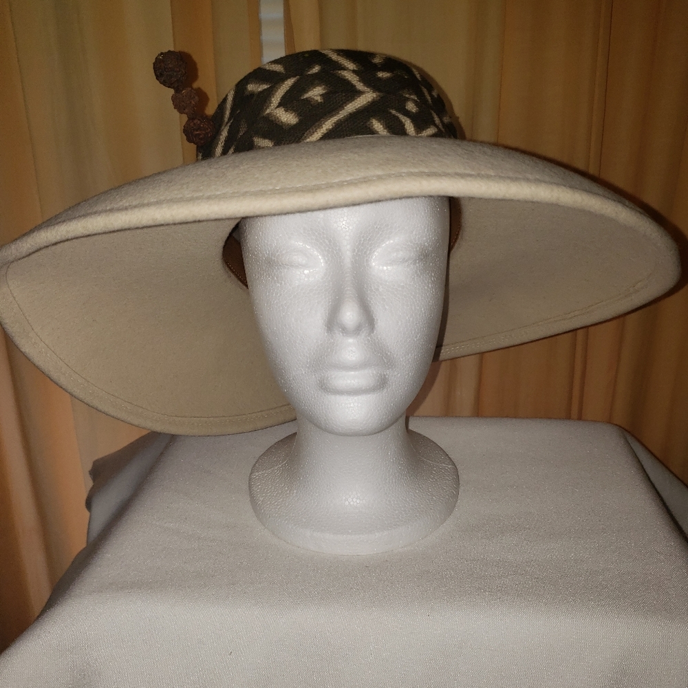 Formal Dress hat